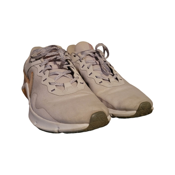 Nike legend essentials 2 - Picture 2 of 4